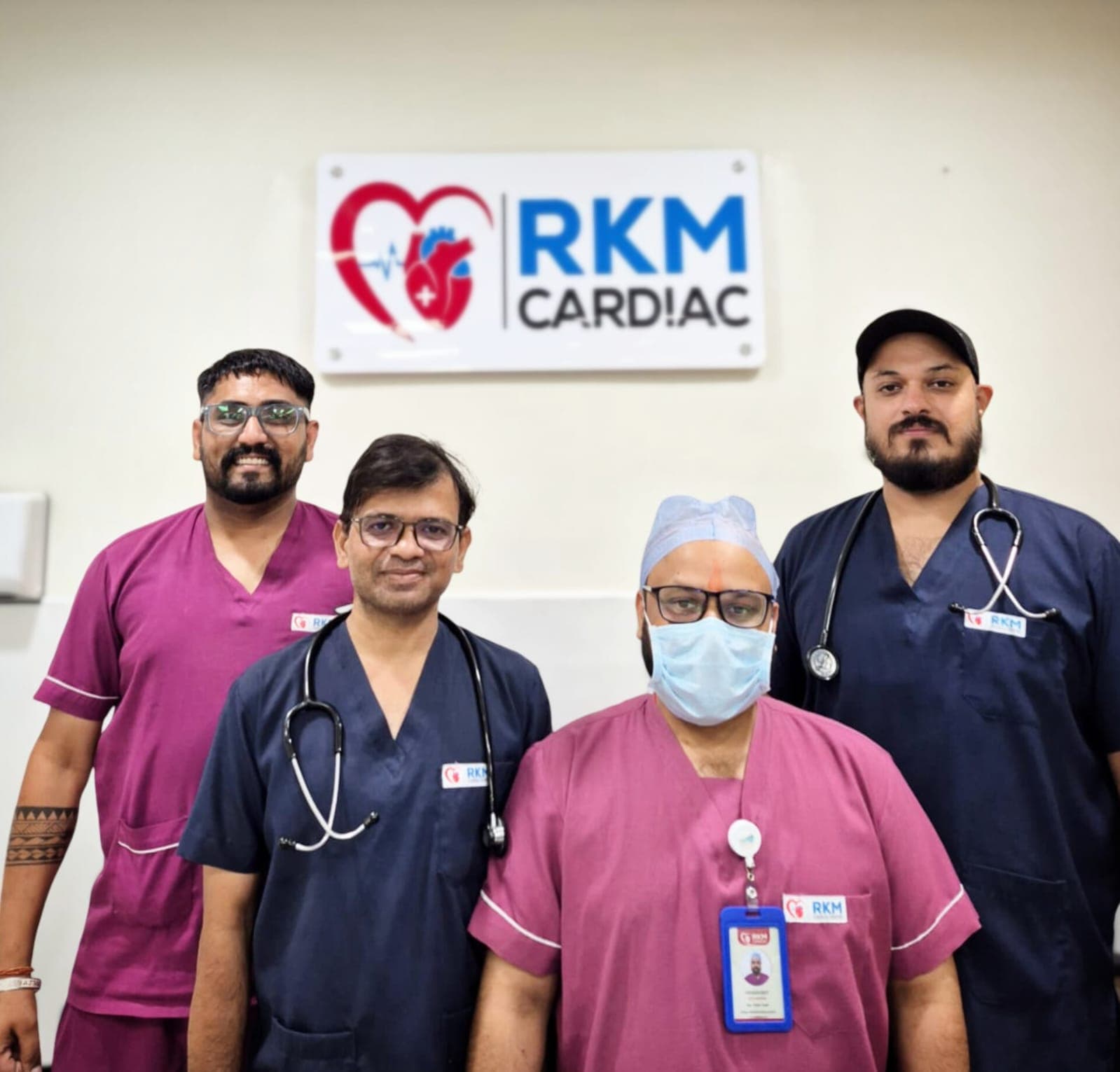 Cardiologist examining a patient at RKM Cardiac Heart Center